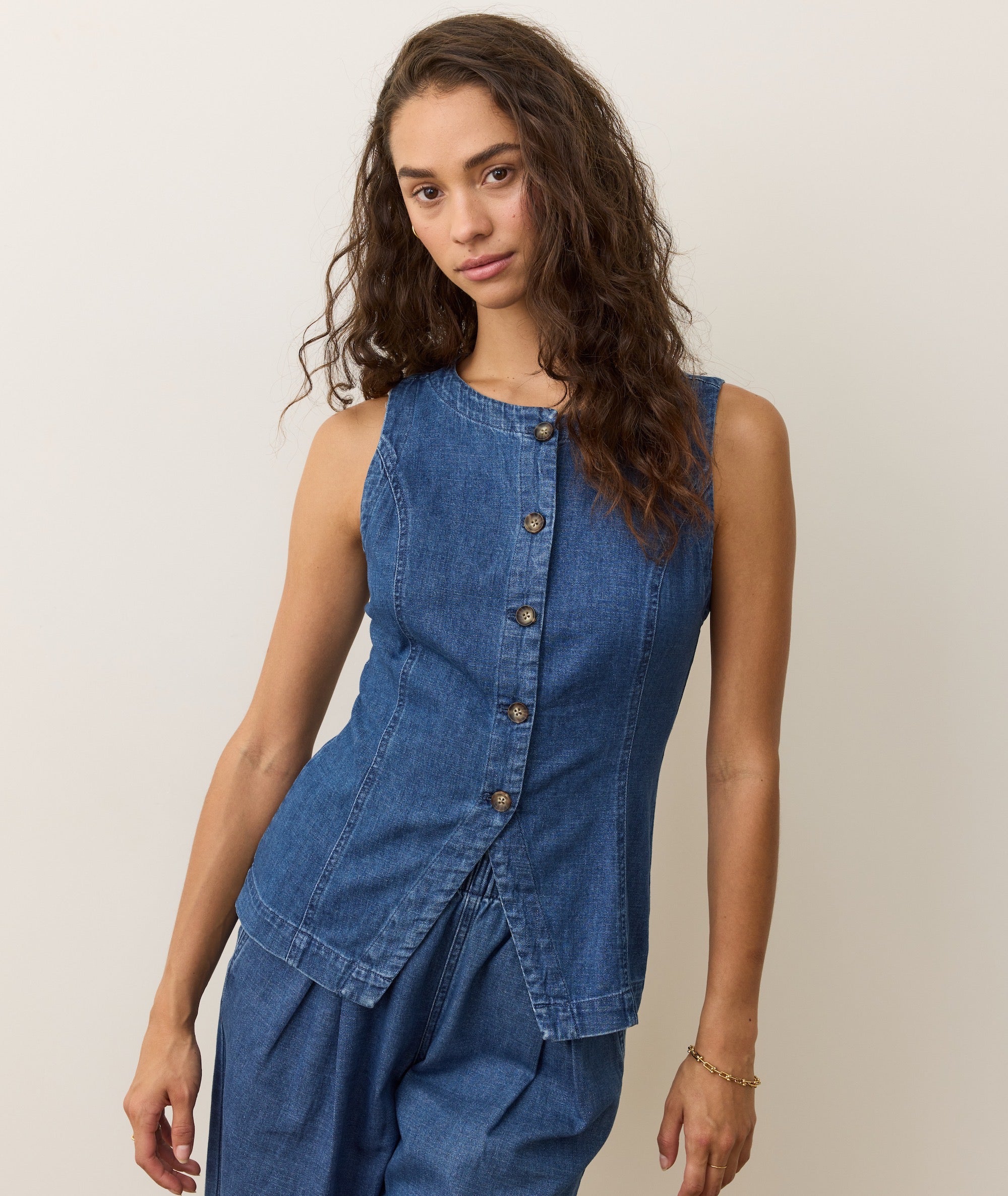 Charlie Longline Vest