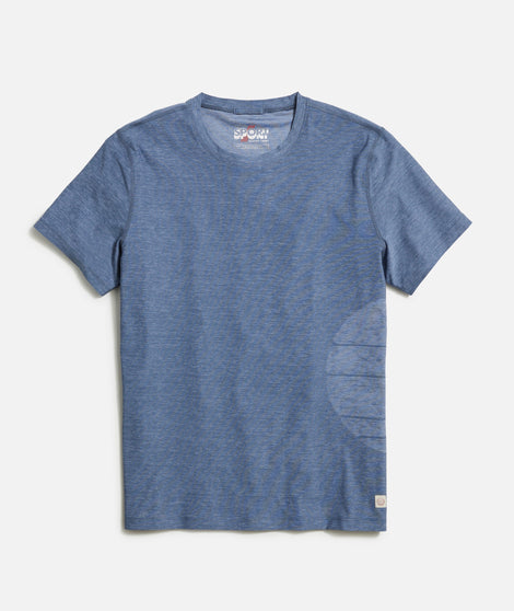Jacquard Active Tee in Large Sun Graphic