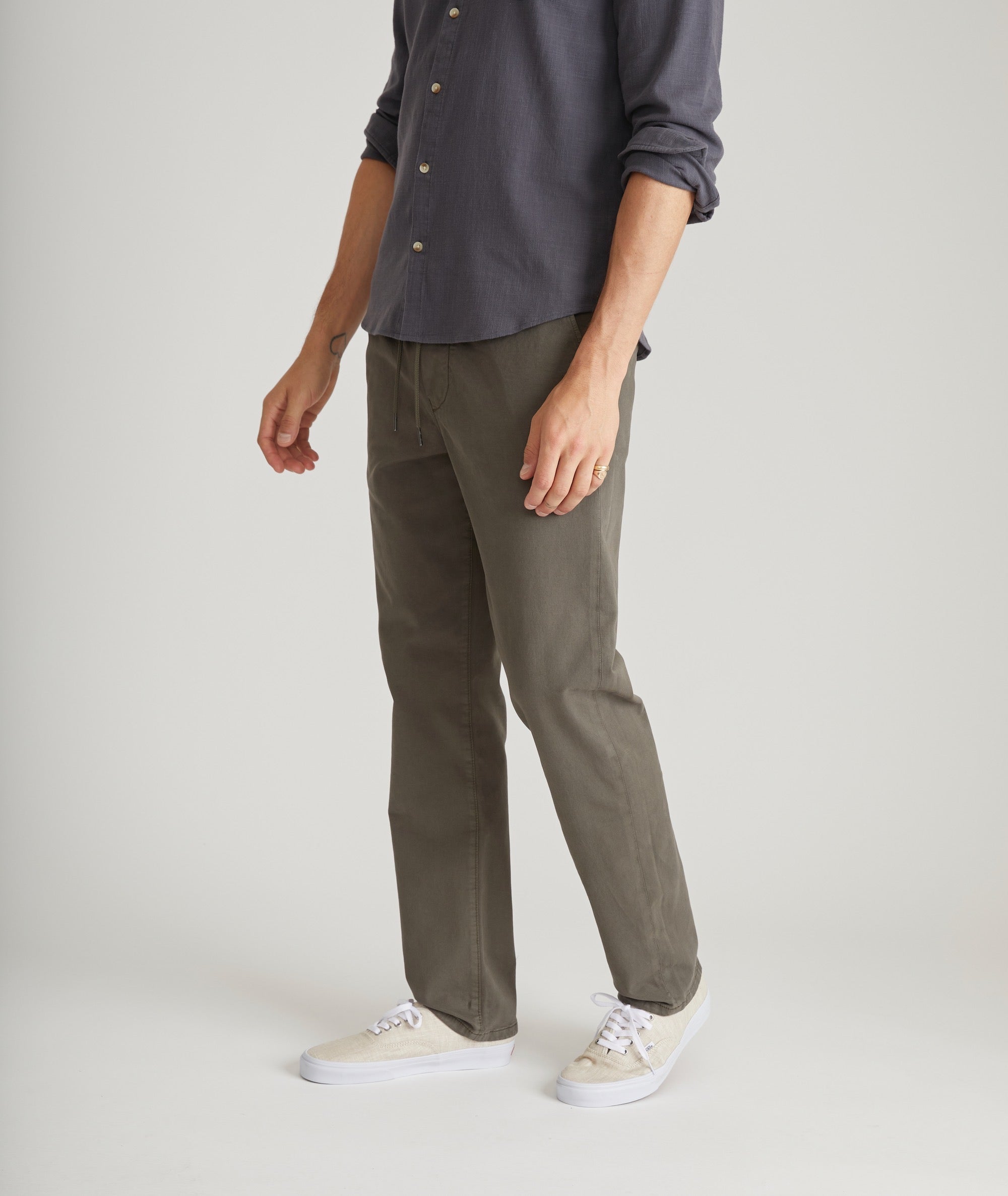 Saturday Slim Straight Twill Pant