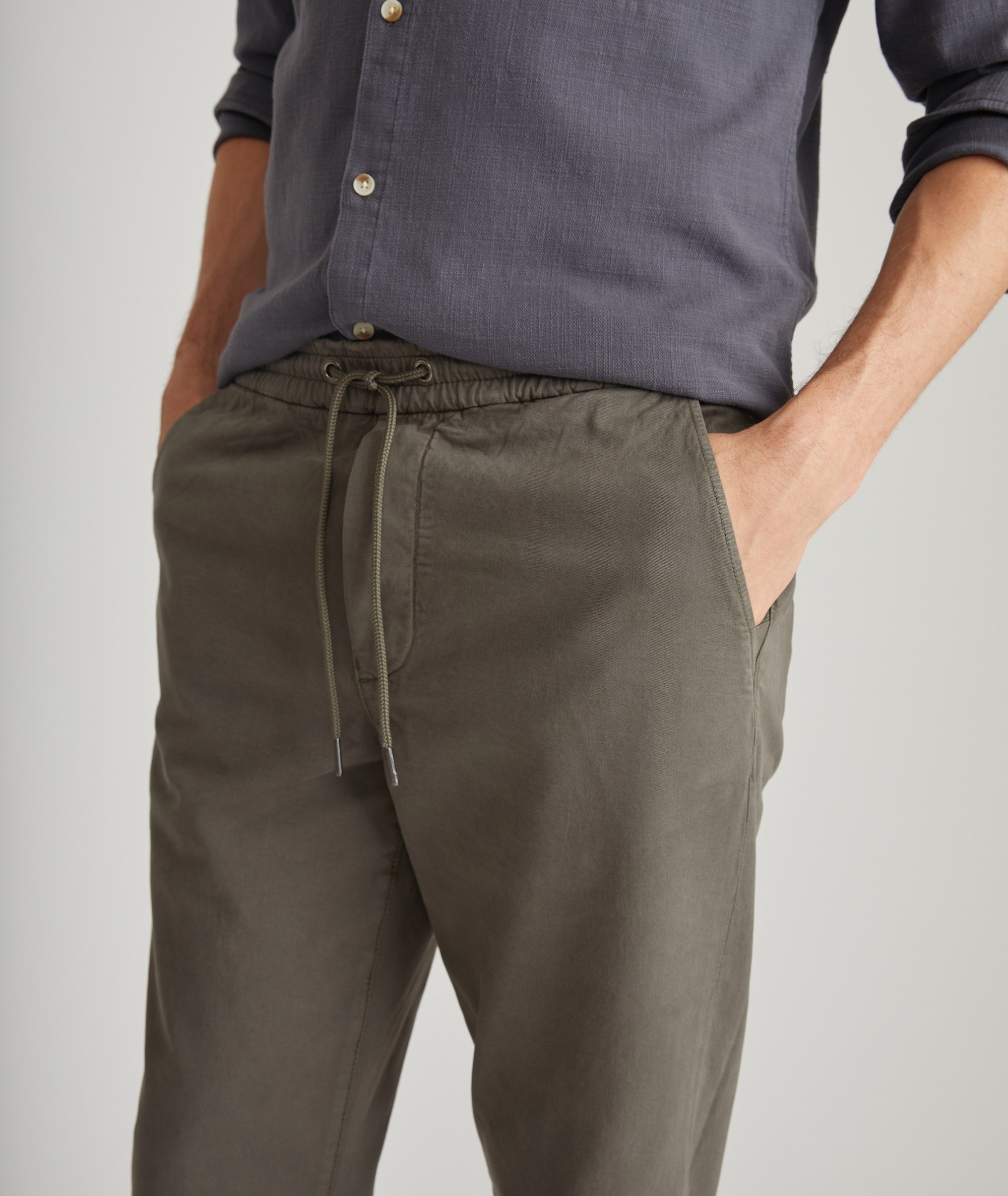 Saturday Slim Straight Twill Pant