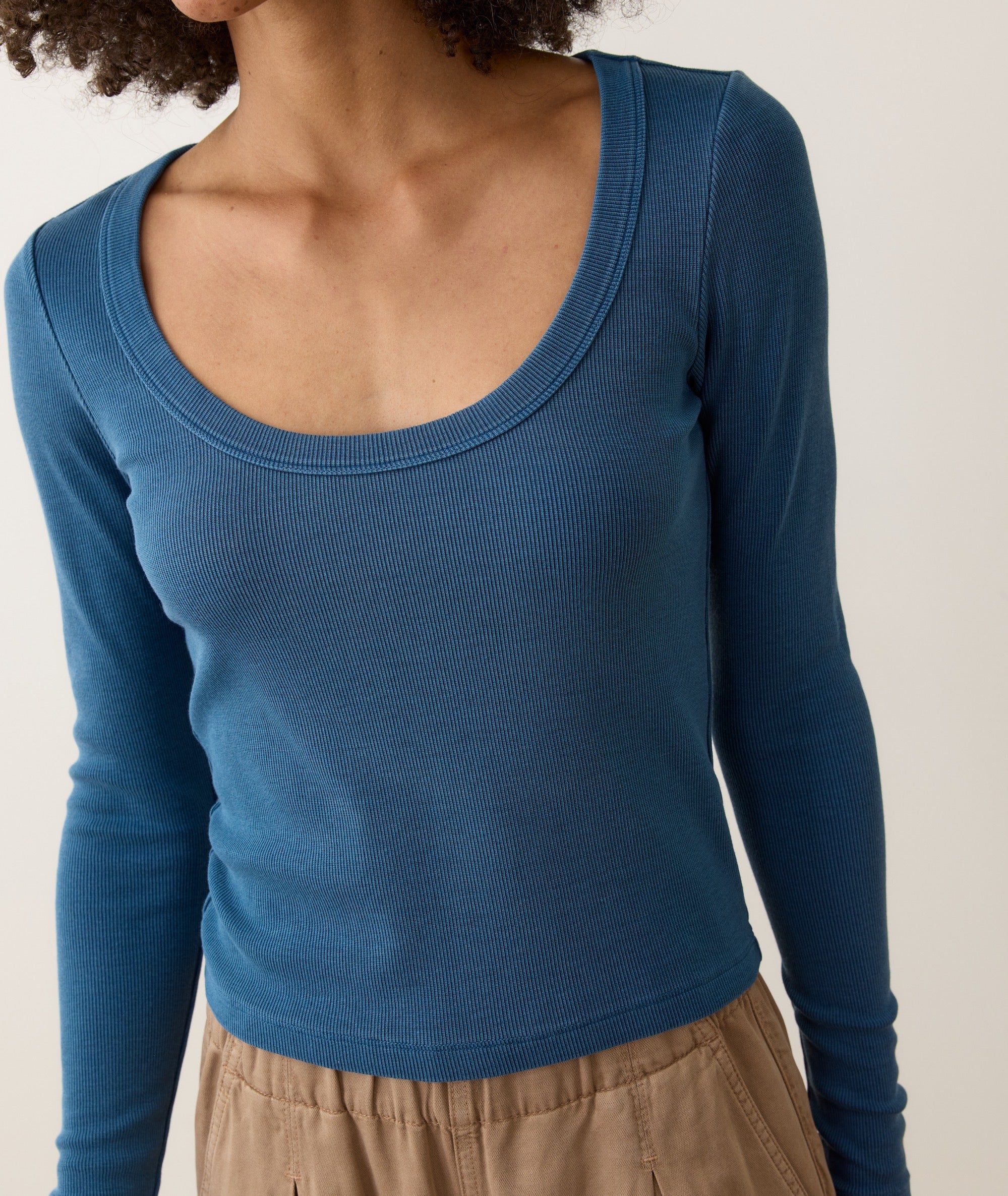 Lexi Rib Sun-In Longsleeve Scoop Tee