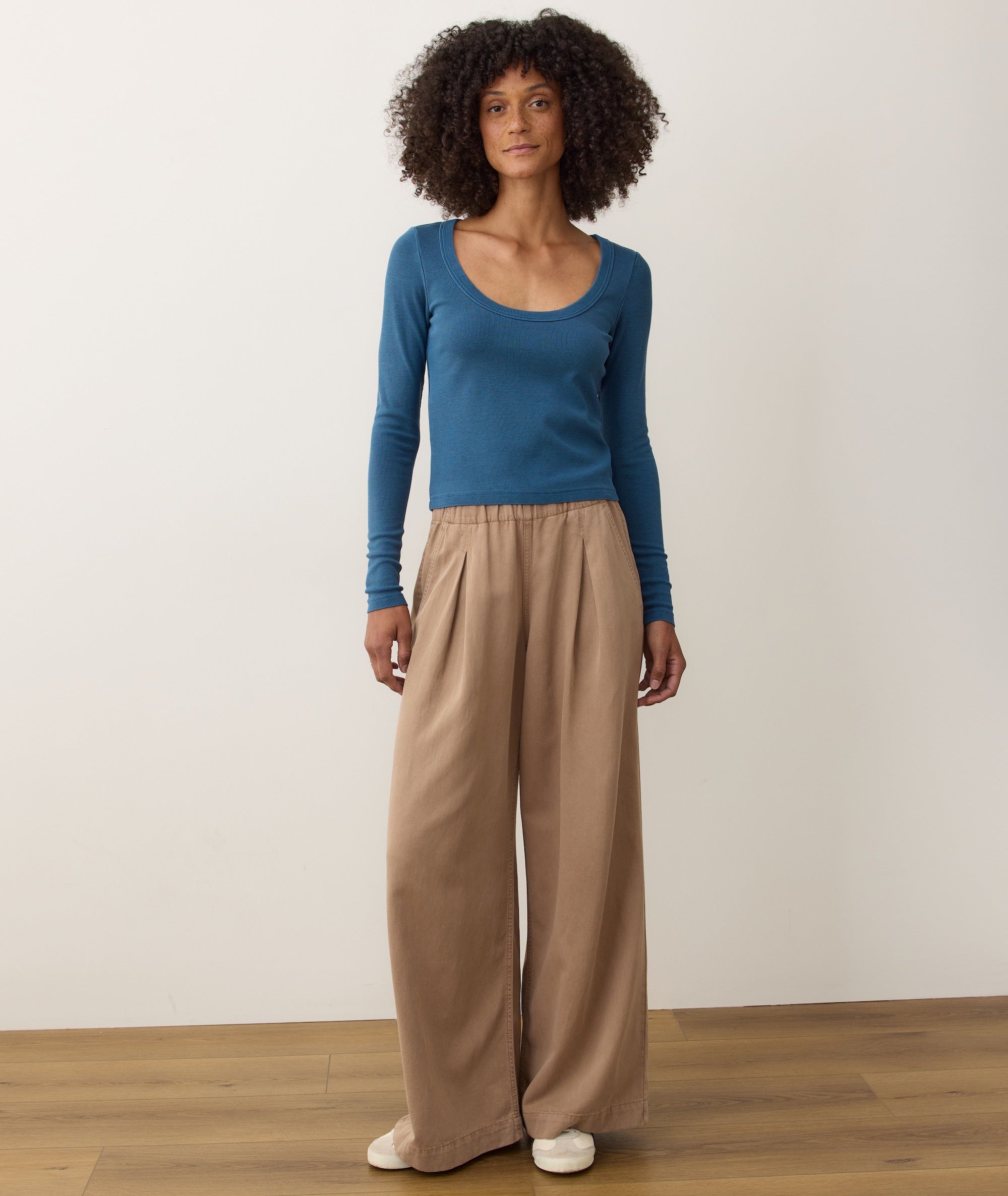 Lexi Rib Sun-In Longsleeve Scoop Tee