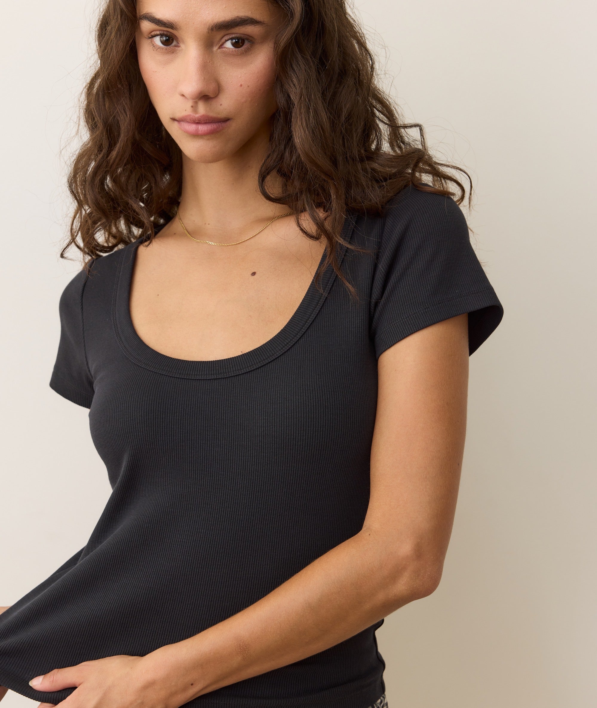 Lexi Rib Sun-In Scoop Tee