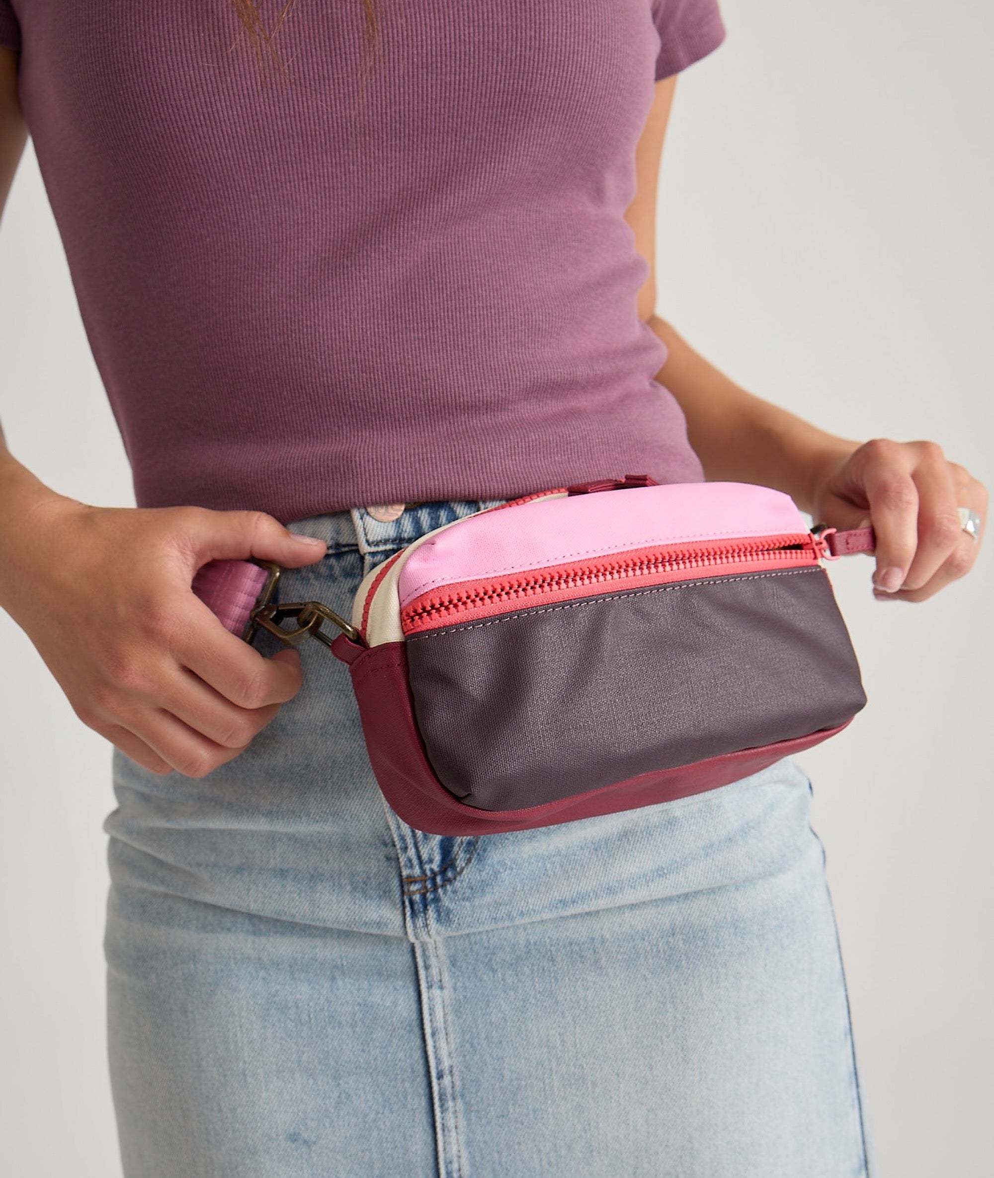 Colour block bum bag top