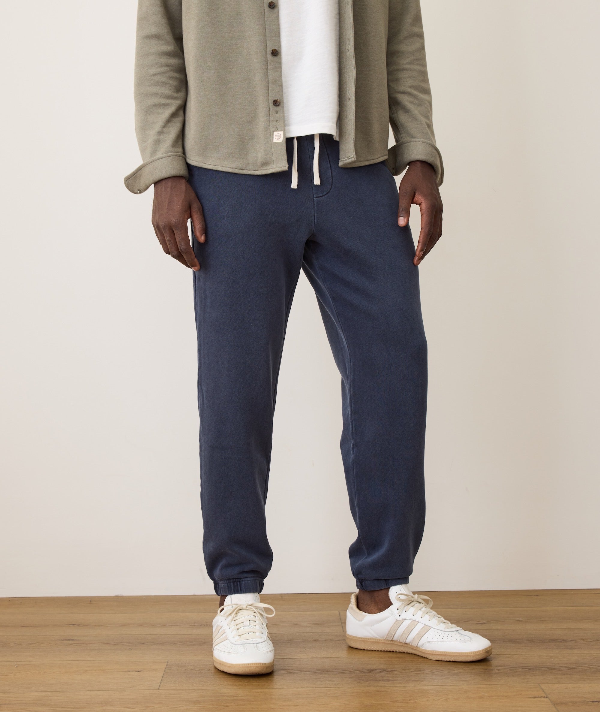Men's Cloud 9 Fleece Sweatpant in Mood Indigo – Marine Layer Men's Cloud 9 Fleece Sweatpant in Mood Indigo – Marine Layer