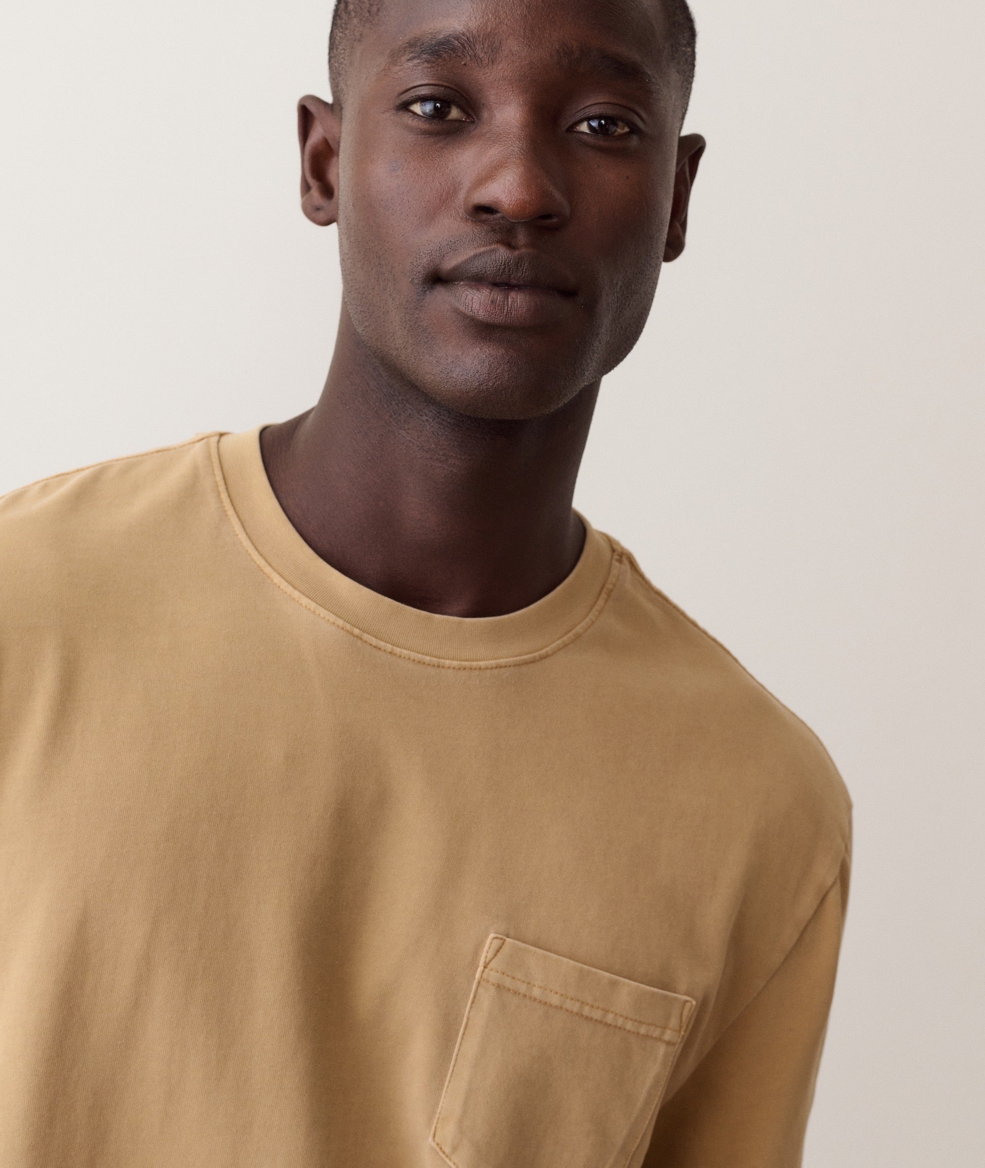 Luxe 250 Relaxed Pocket Tee