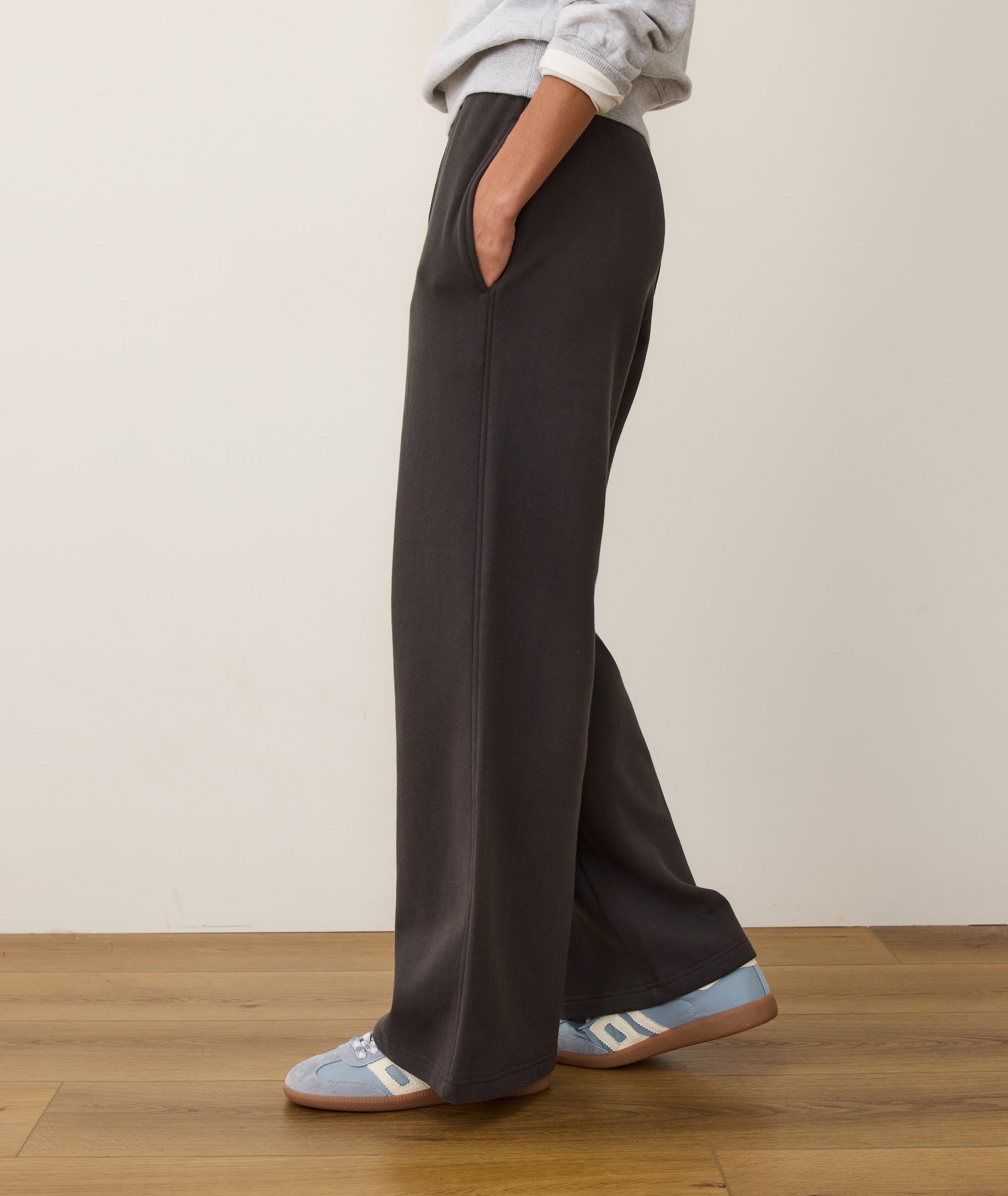 Cloud 9 Fleece Wide Leg Sweatpant