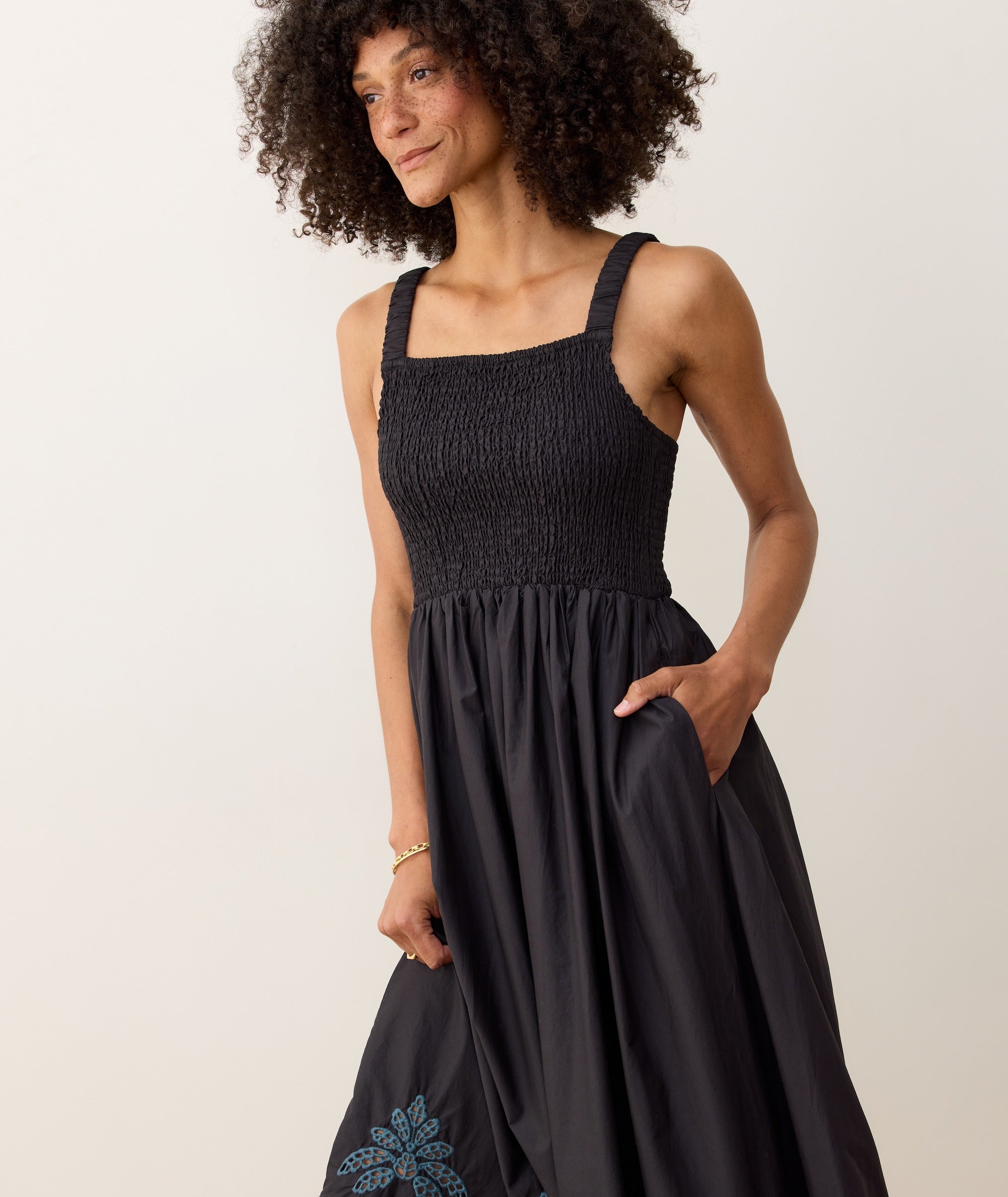 Marine Layer Women's Selene Eyelet Maxi Dress Black/Mediterranea / Extra Large Marine Layer Women's Selene Eyelet Maxi Dress Black/Mediterranea / Extra Large