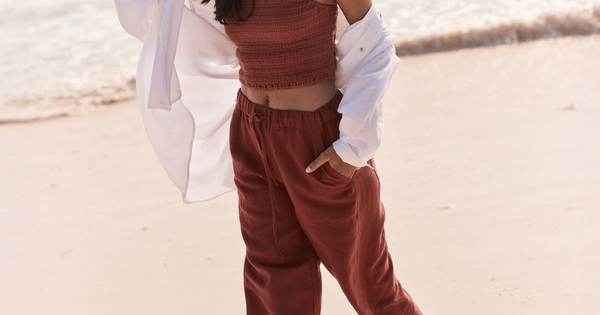 Piping trim straight leg pant