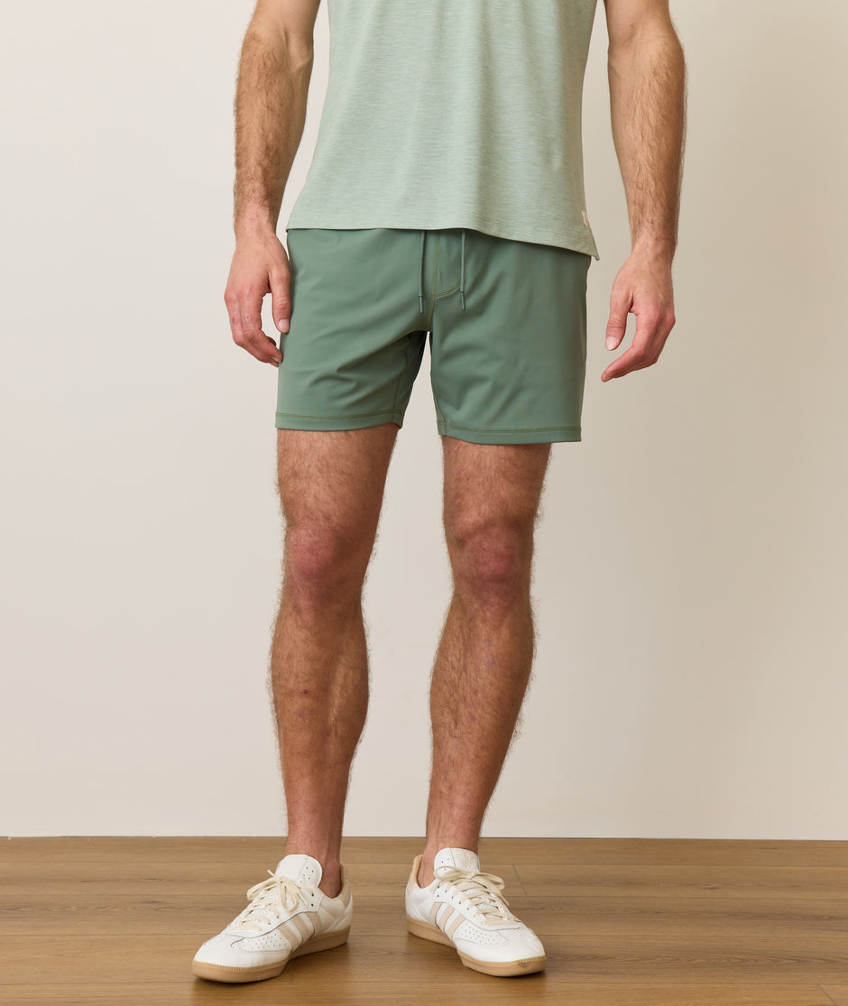 7" Sunday Stretch Short