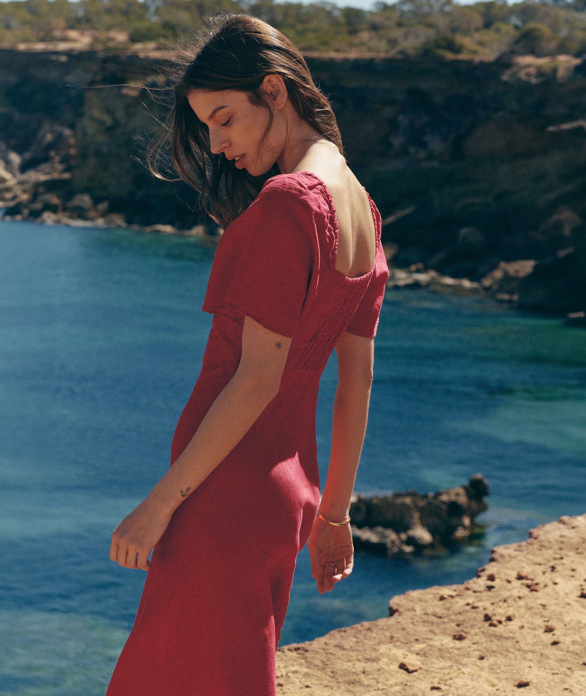 Women's Iris Linen Midi Dress | Red Women's Iris Linen Midi Dress | Red