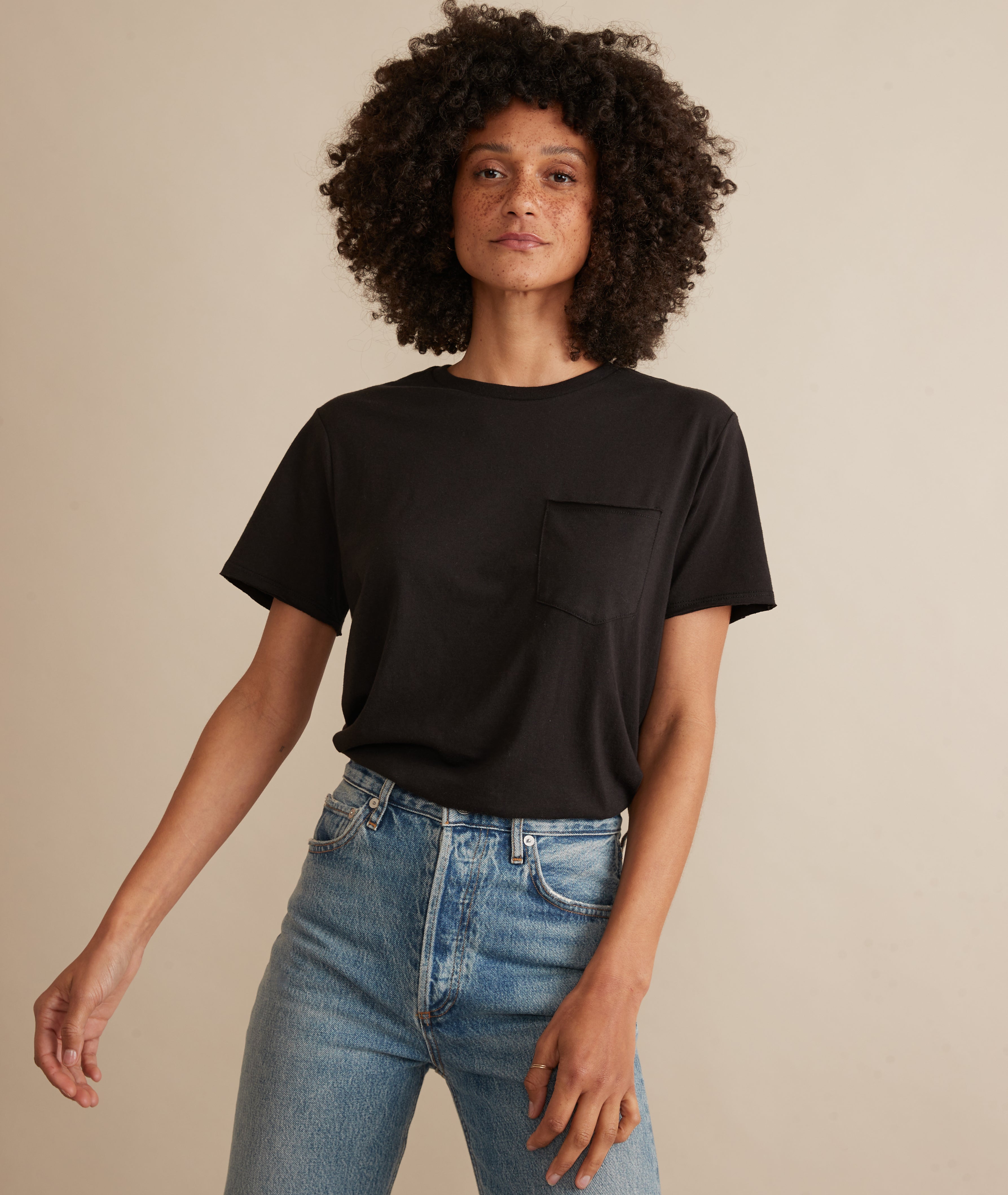 Classic Scoop Neck Tee in Black Marine Layer