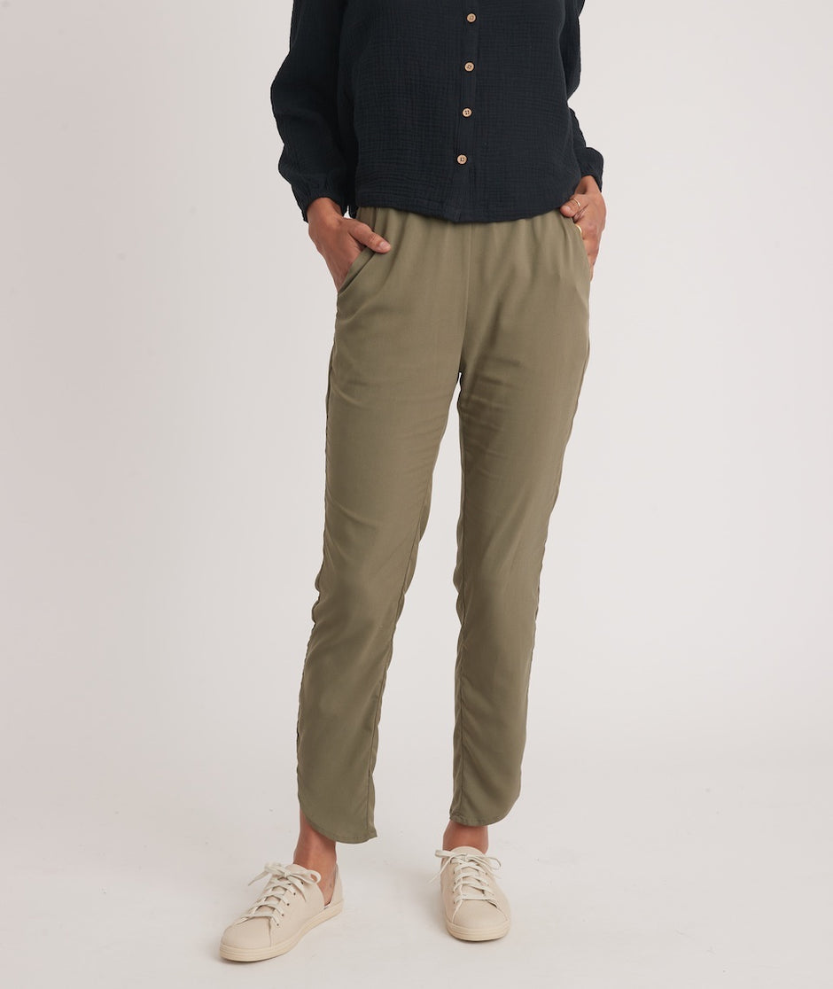 Re-Spun Allison Pant in Dusty Olive