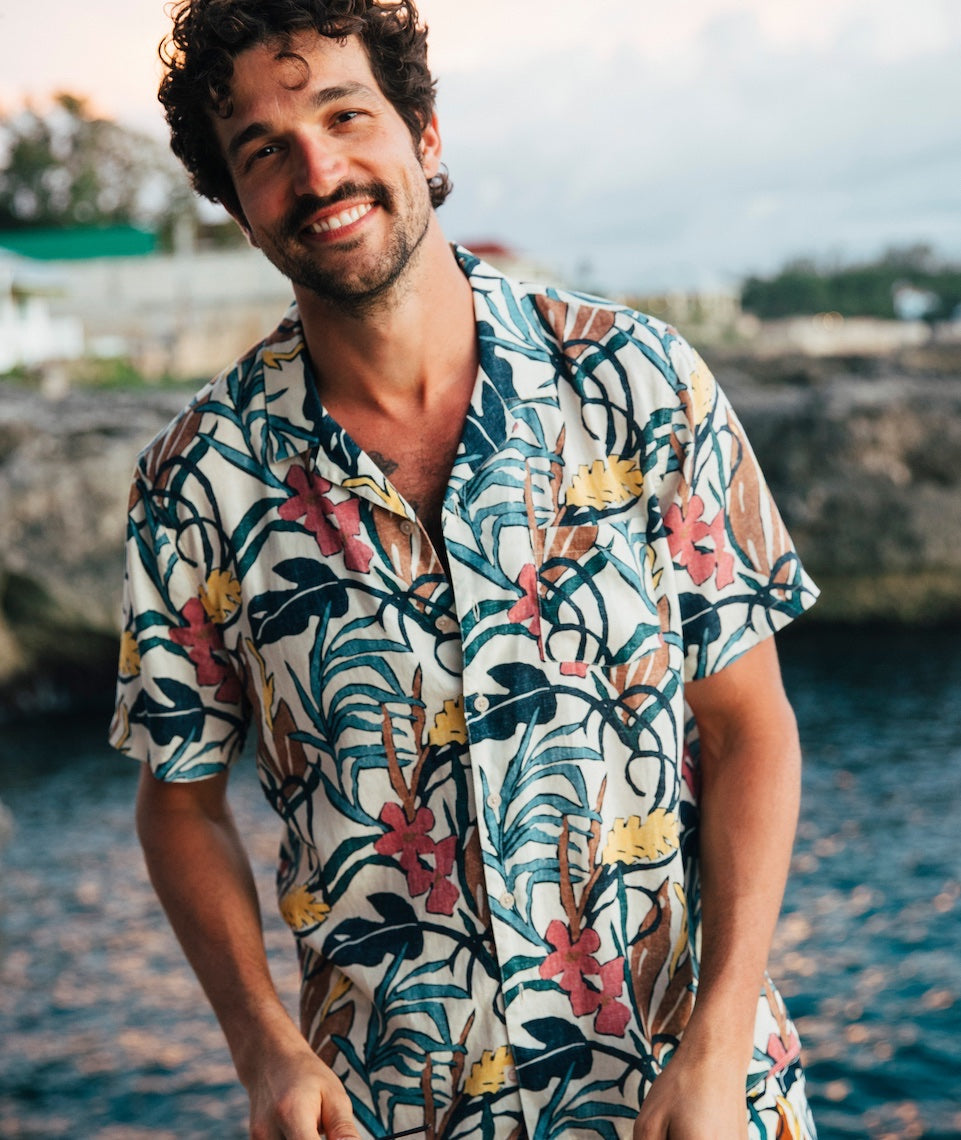Short Sleeve Printed Resort Shirt in Natural Floral Print – Marine Layer
