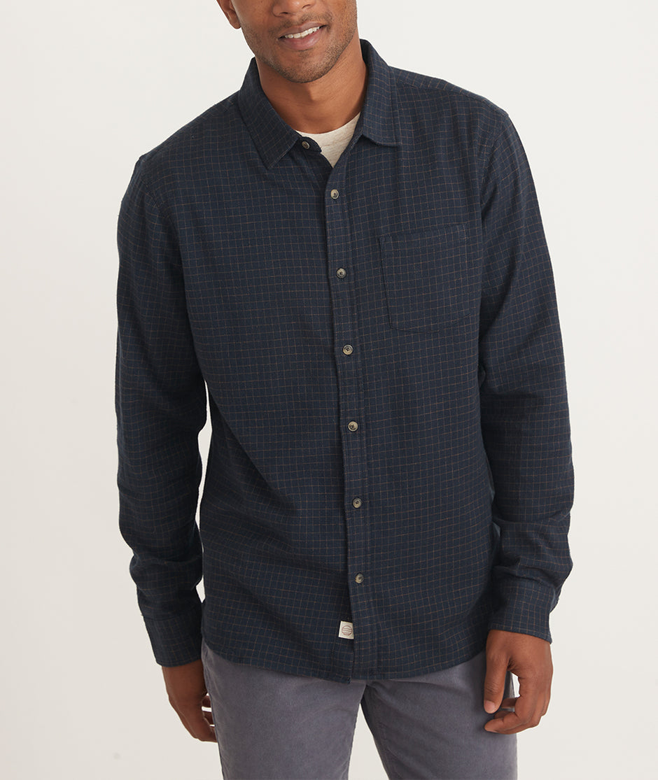 Classic Fit Long Sleeve Balboa Stretch Button Down in Navy/Camel